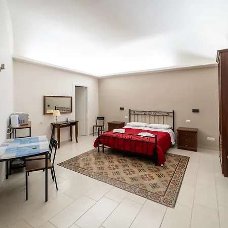 Bellinikatanesuite Guest house
