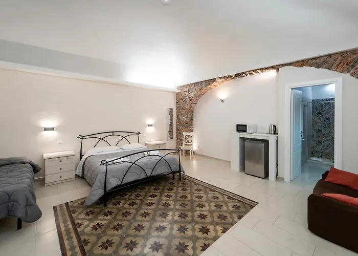 Pensión Bellinikatanesuite